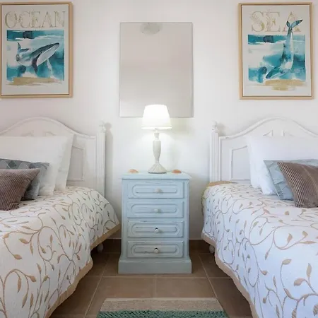 Eli Flat Just Few Steps From The Strip In Appartement