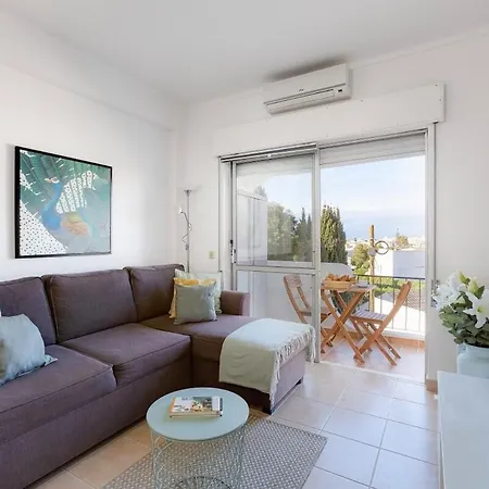Eli Flat Just Few Steps From The Strip In * Albufeira