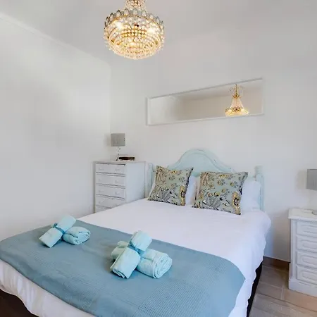 Apartment Eli Flat Just Few Steps From The Strip In *
